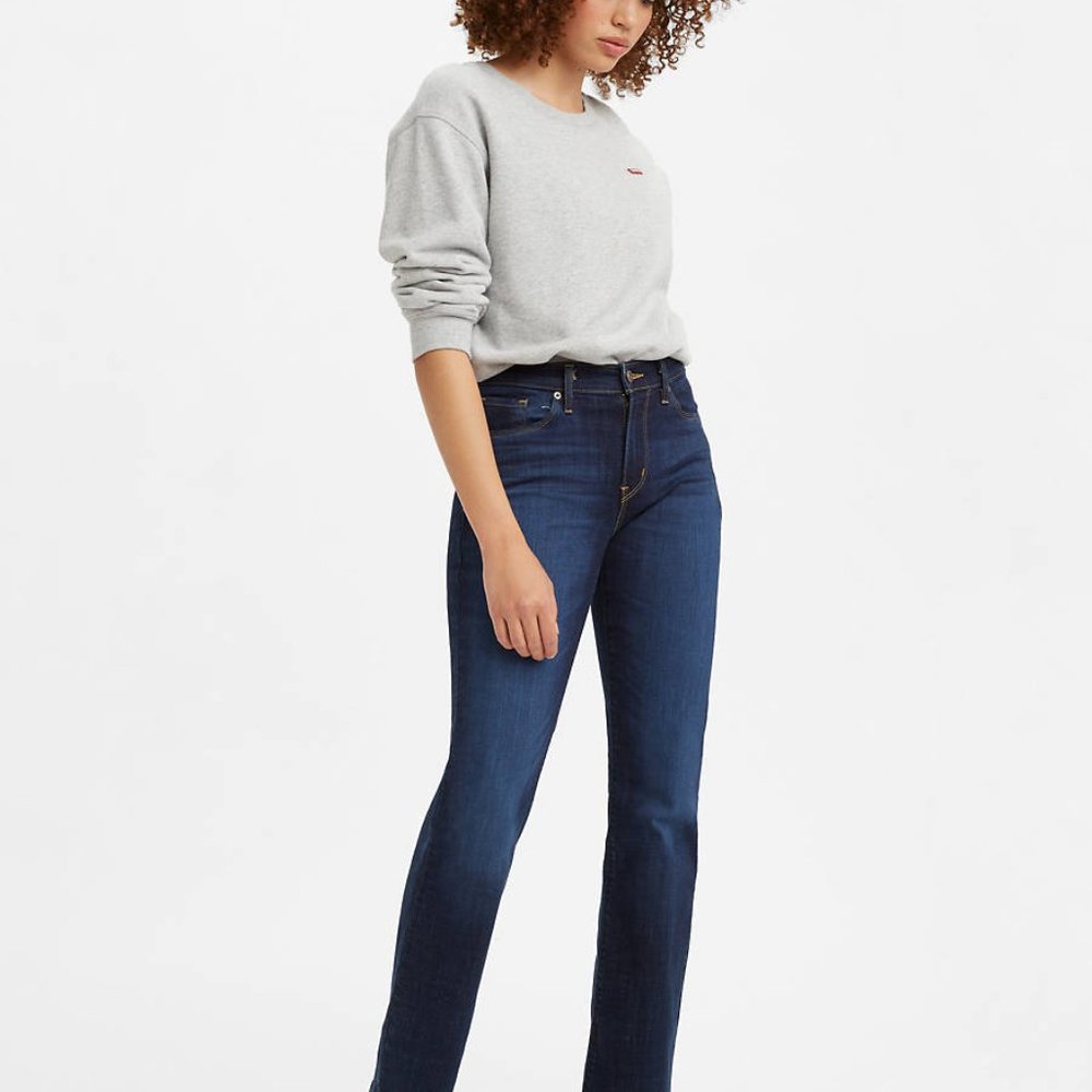 Womens Medium wash Levis bootcut Jeans
